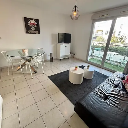 Apartament Confort, Securisee, Garage ! Lyon